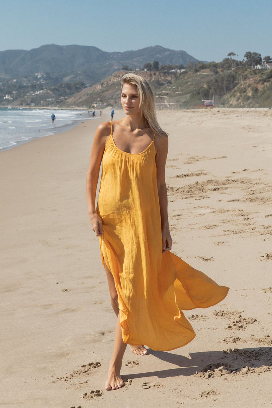 Robe mi-longue fendue sur le côté Miami